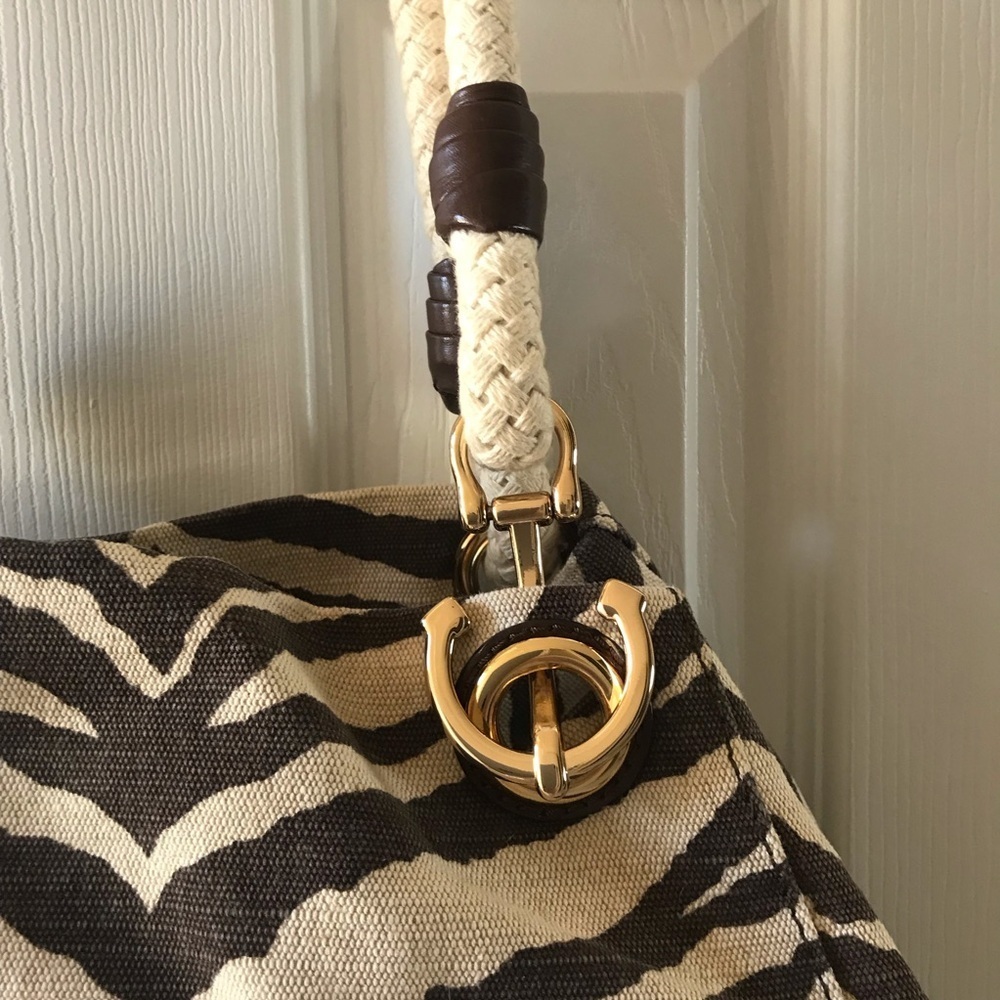 Michael Kors Marina Anchor Zebra Print Bag - Picture 5 of 11